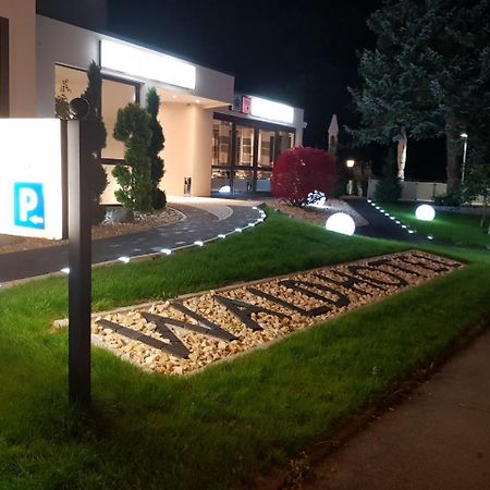 Waldhotel Sindelfingen Am Eichholz Dış mekan fotoğraf