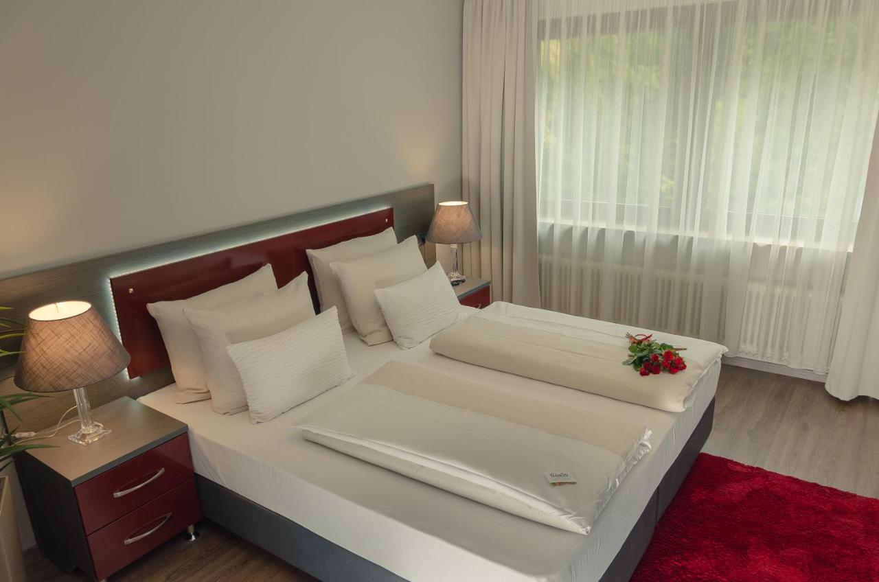 Waldhotel Sindelfingen Am Eichholz Dış mekan fotoğraf